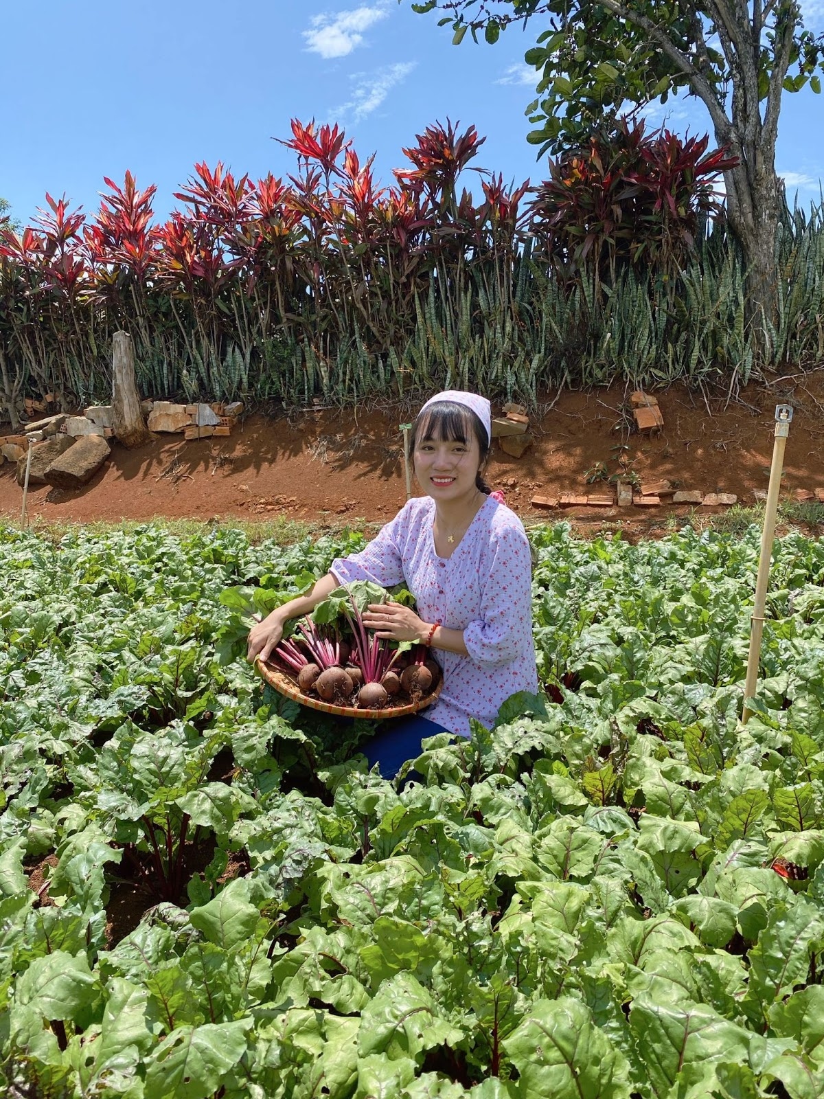 Ms. Ngọc Trâm