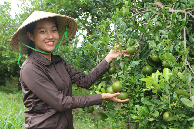 Ms. Thanh Hà